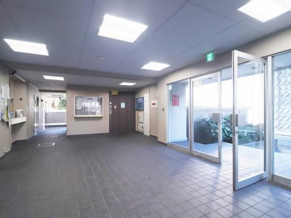 2LDK Apartment for Sale Near Minami-Rinkan Station, Yamato - Thumbnail 2