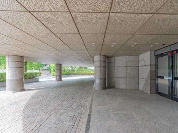 259.72m² 3LDK+S+WIC Apartment in Shirokane, Minato, Tokyo - Thumbnail 2