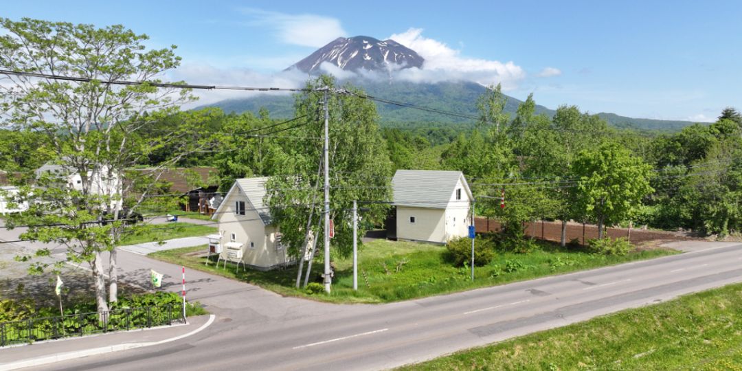 840 sqm Corner Land in Kabayama, Niseko with Mount Yotei Views - Thumbnail 3