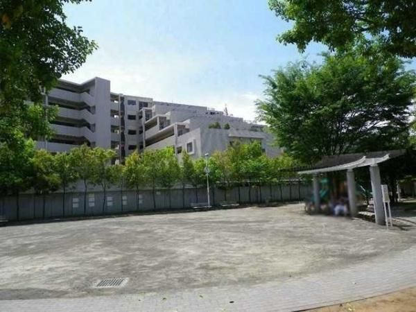 3LDK Apartment for Sale in Takatsu-ku, Kawasaki, 71.8m² - Thumbnail 3
