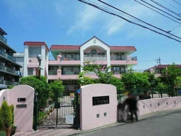 3LDK Apartment for Sale in Takatsu-ku, Kawasaki, 71.8m² - Thumbnail 2