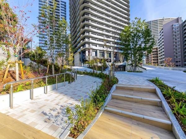 Proud Tower Meguro MARC 2LDK+WIC Apartment in Shinagawa, Tokyo - Thumbnail 2