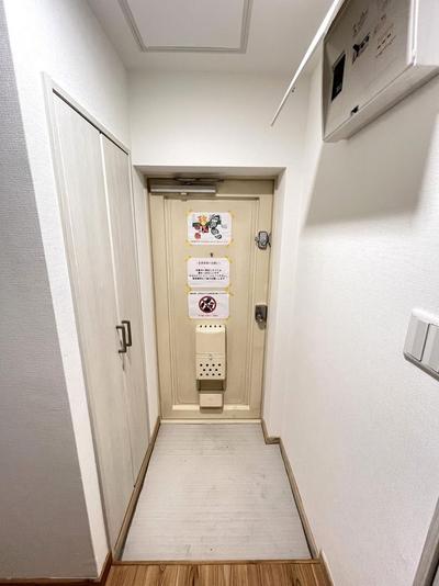 2LDK Apartment for Sale in Sapporo Nishi Ward 68.67sqm — Front_door, Nishi, Hokkaido