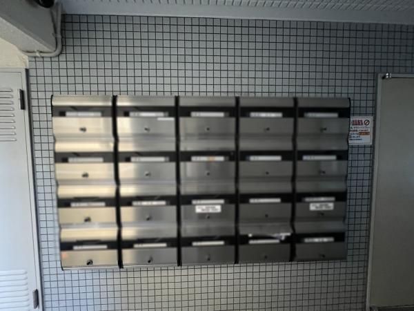 2LDK Apartment for Sale Near Mukogaoka Station, Kawasaki - Thumbnail 2