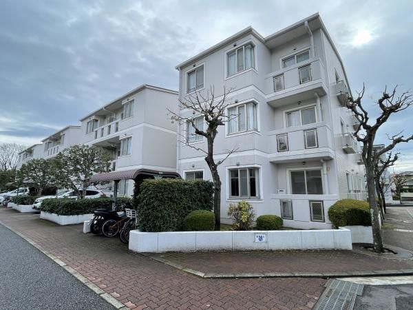 98m2 3LDK Renovated Apartment in Kanazawa-ku, Yokohama - Thumbnail 2