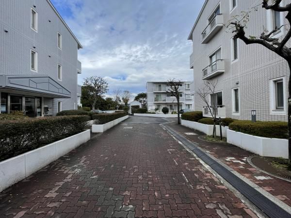 98m2 3LDK Renovated Apartment in Kanazawa-ku, Yokohama - Thumbnail 3