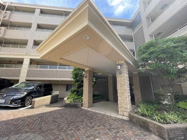 4LDK Apartment in Aoba Ward, Yokohama - 112.6m2 - Thumbnail 3