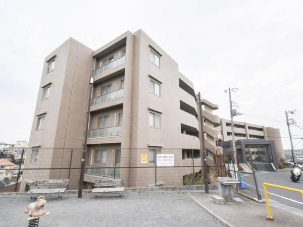 Renovated 3LDK Apartment in Kawasaki Miyamae Ward - Thumbnail 2