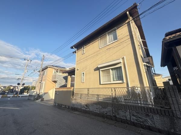 Spacious 4LDK+2S+Loft House in Yachiyo, Chiba | 2002 Build - Thumbnail 2