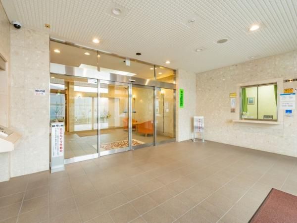 Renovated 2LDK Apartment Near Kita-Koshigaya Station - Thumbnail 3