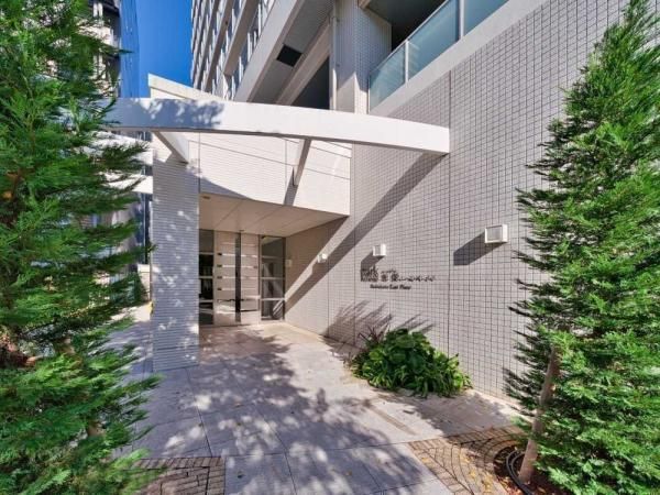 2LDK Apartment in Higashi-Ikebukuro, Toshima Ward, Tokyo - Thumbnail 2