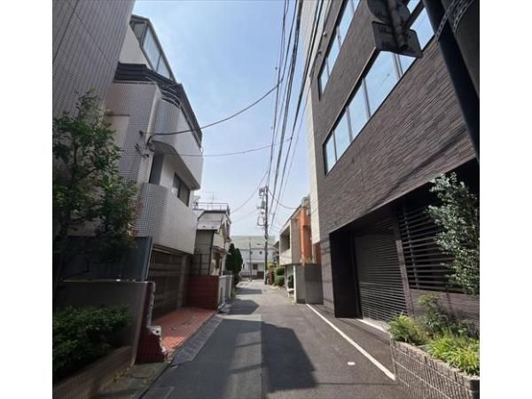2LDK+S House in Shinjuku, Tokyo for Sale - Thumbnail 4