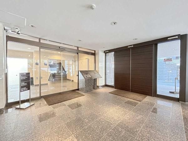 1LDK Apartment for Sale in Gobancho, Chiyoda, Tokyo - Thumbnail 3