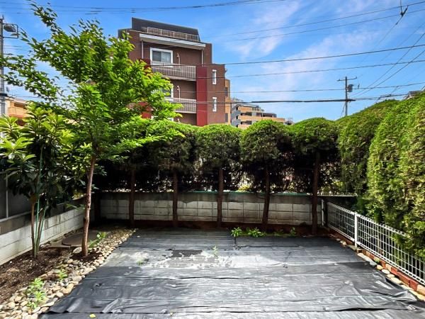 Renovated 3LDK Apartment in Tachikawa, Tokyo with Private Garden - Thumbnail 2