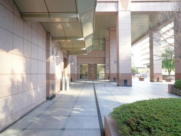 2LDK Apartment for Sale in Ebisu Garden Place, Meguro-ku - Thumbnail 2