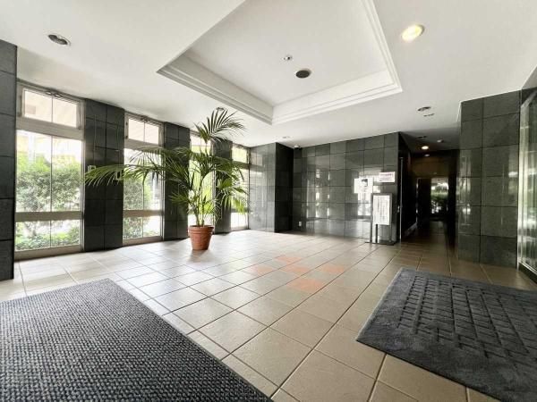 1LDK Apartment for Sale in Ebisu, Shibuya, Tokyo - Thumbnail 4