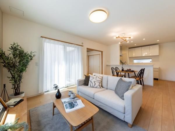 4LDK Pre-Owned House in Nishiyodogawa-ku, Osaka - 92.47m2 - Thumbnail 4