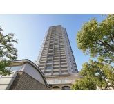 Brands Yoyogi Apartment in Shibuya, Tokyo - Thumbnail 3