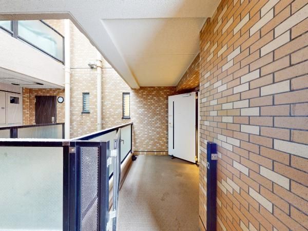 3LDK Apartment for Sale in Meguro, Tokyo - 106.51m² - Thumbnail 3