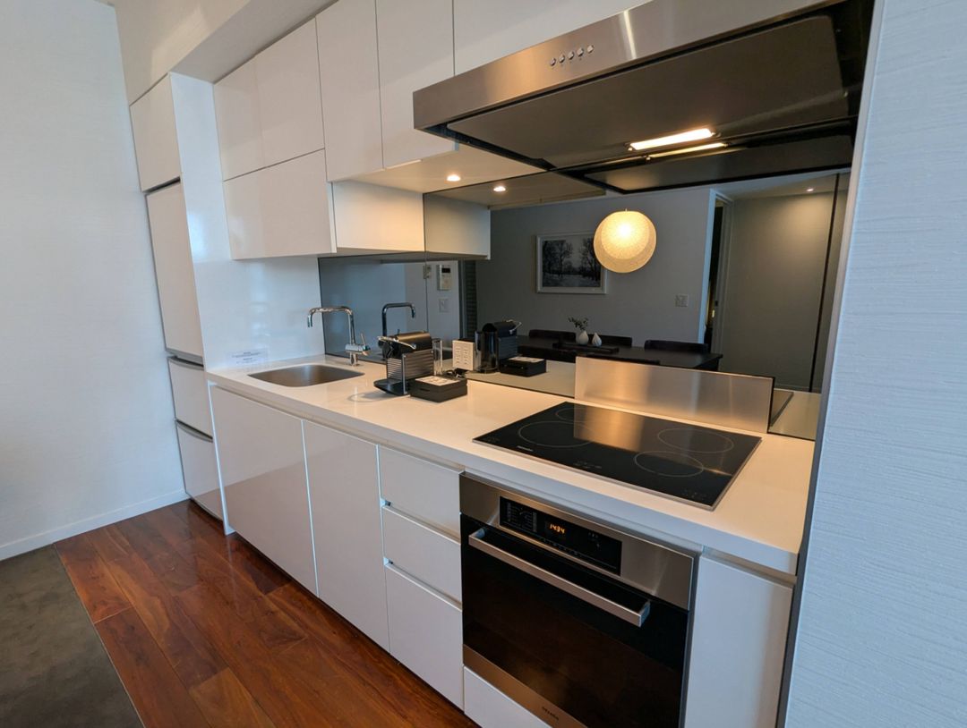 Luxury 2-Bedroom Ski-In Ski-Out Condo in Niseko - Thumbnail 3