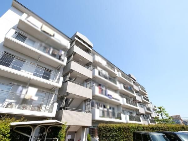 Renovated 4LDK Apartment in Tama City, Tokyo - Thumbnail 2