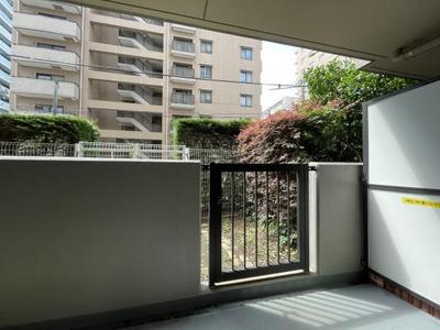 Renovated 2LDK Apartment with Private Garden in Yokohama Nishi Ward — Exterior, Nishi, Kanagawa