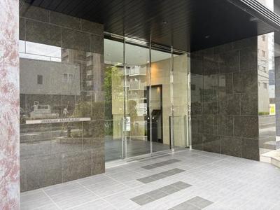 2LDK+S Apartment for Sale near Katata Station, Otsu, Shiga — Front_door, Otsu, Shiga