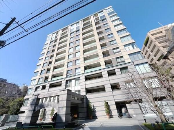 3LDK Apartment for Sale in Chiyoda, Tokyo - 105.94m2 - Thumbnail 4