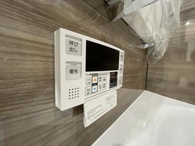 Renovated 3LDK Apartment in Yokohama Nishi Ward — New_build, Nishi, Kanagawa