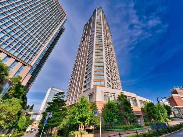 2LDK Apartment for Sale in Akasaka, Minato-ku, Tokyo - Thumbnail 4