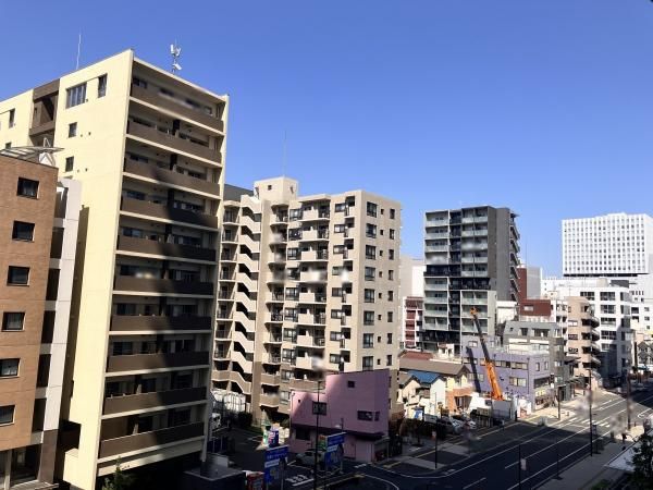 2LDK Apartment for Sale in Omiya, Saitama - 61.42m2 - Thumbnail 3