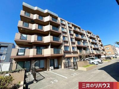 2LDK Apartment for Sale in Higashi-ku, Sapporo, Hokkaido — Apartment, Higashi, Hokkaido