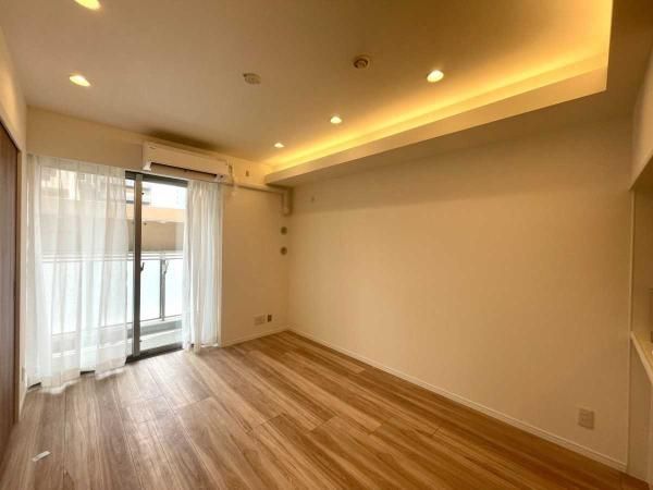 1LDK+S Apartment for Sale in Asakusa Tower, Taito, Tokyo - Thumbnail 4