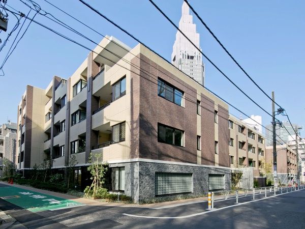 RC Apartment in Shibuya, Tokyo near Shinjuku Gyoen - Thumbnail 2