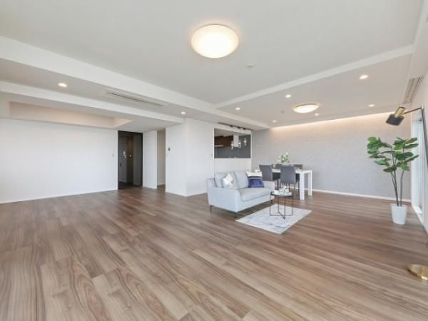 3LDK Apartment for Sale in Ichikawa, Chiba - 148.74m2 - Thumbnail 2