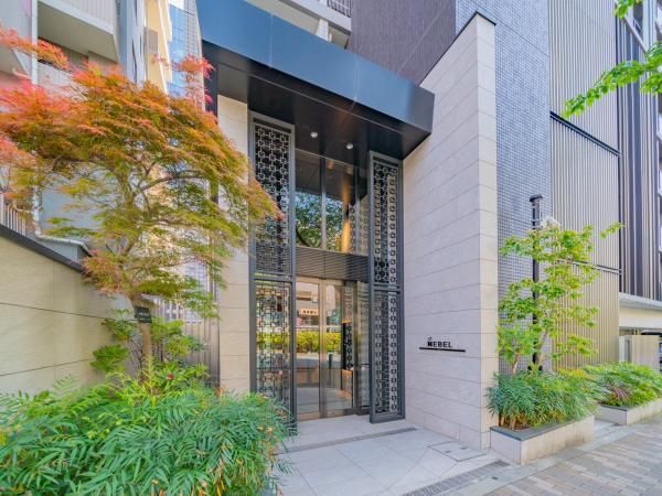 1LDK Apartment for Sale in Hiroo, Shibuya, Tokyo - Thumbnail 2