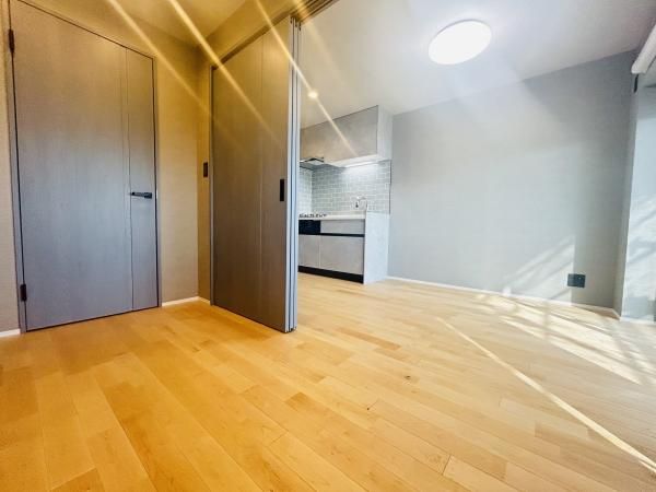 1DK Apartment for Sale in Meguro Near Toritsu-Daigaku Station - Thumbnail 4