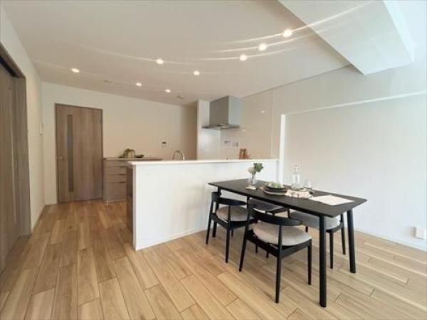 Renovated 2LDK Apartment near Jōshin Station, Nagoya - Thumbnail 4