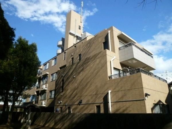 Asahi Plaza Zenpukuji 3LDK Apartment for Sale in Nerima, Tokyo - Thumbnail 2