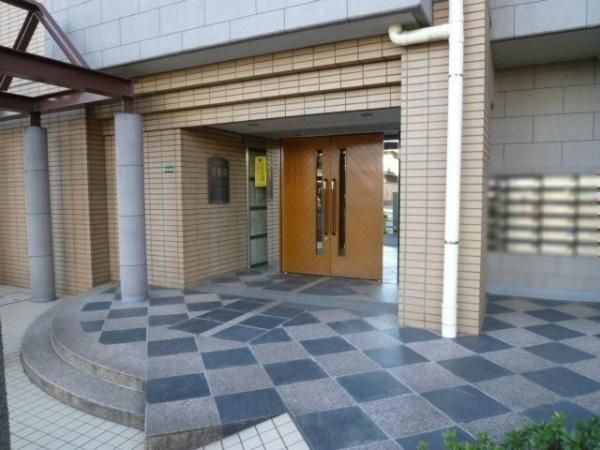 Asahi Plaza Zenpukuji 3LDK Apartment for Sale in Nerima, Tokyo - Thumbnail 3