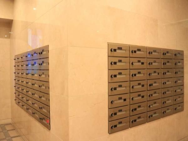 Renovated 2LDK Apartment in Ebisu, Shibuya, Tokyo - Thumbnail 4