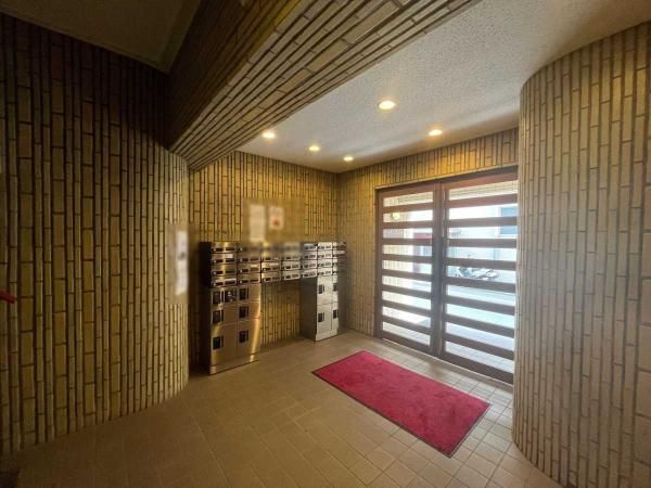 1LDK Apartment for Sale in Hiroo, Shibuya, Tokyo - Thumbnail 4