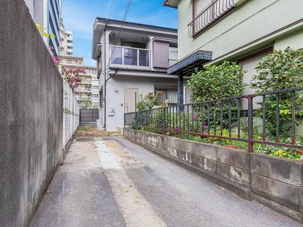 3LDK House for Sale in Kawaguchi, Saitama - 72.56m² - Thumbnail 4