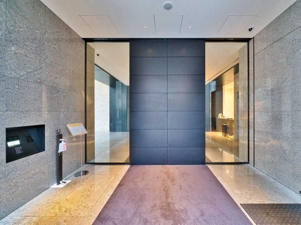 Park Court Hamarikyu The Tower 2LDK+S+WIC in Minato, Tokyo - Thumbnail 4