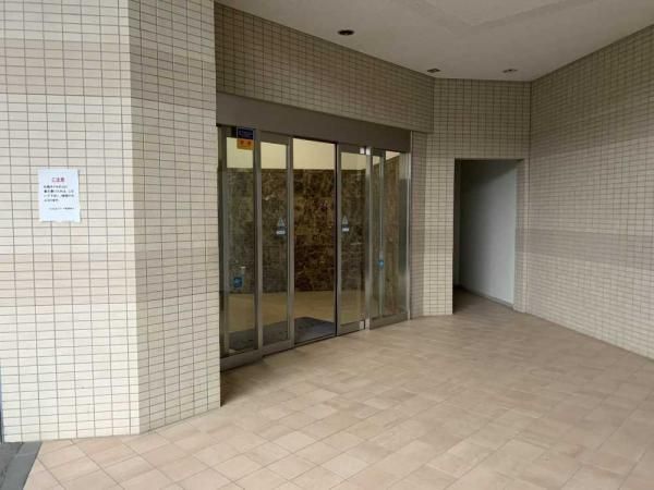 4LDK Apartment for Sale in Aoba Ward, Yokohama, 107.49m² - Thumbnail 3