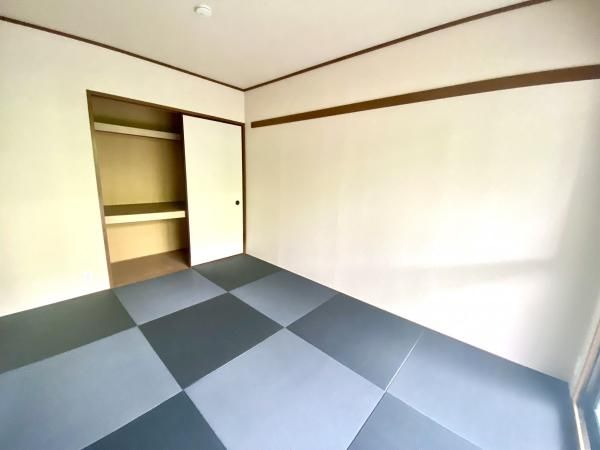 Renovated 3LDK Apartment for Sale in Ashiya, Hyogo - Thumbnail 4