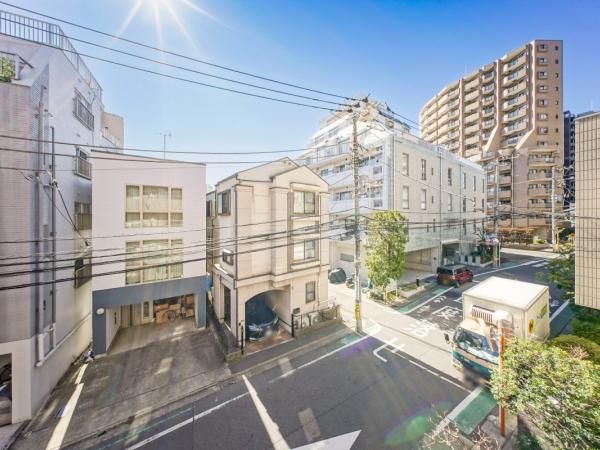 Renovated 1R Apartment in Meguro, Tokyo – 38.31m² - Thumbnail 3