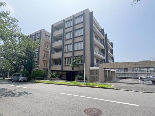 3LDK Apartment for Sale in Aoba Ward, Yokohama - 84.47 sqm - Thumbnail 2
