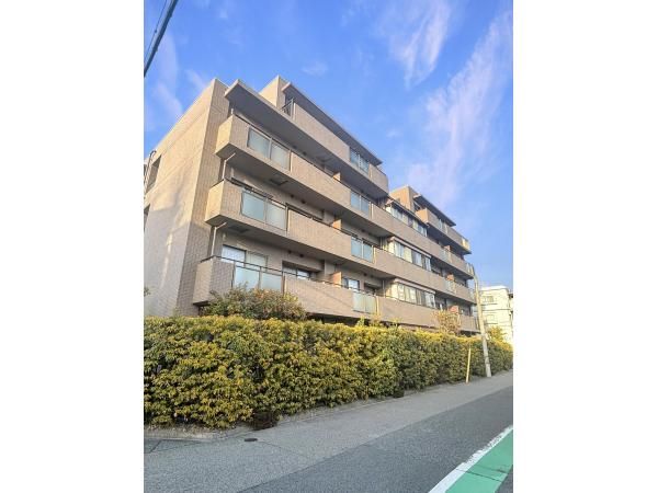 3LDK Apartment for Sale in Nishinomiya, Hyogo - Thumbnail 2
