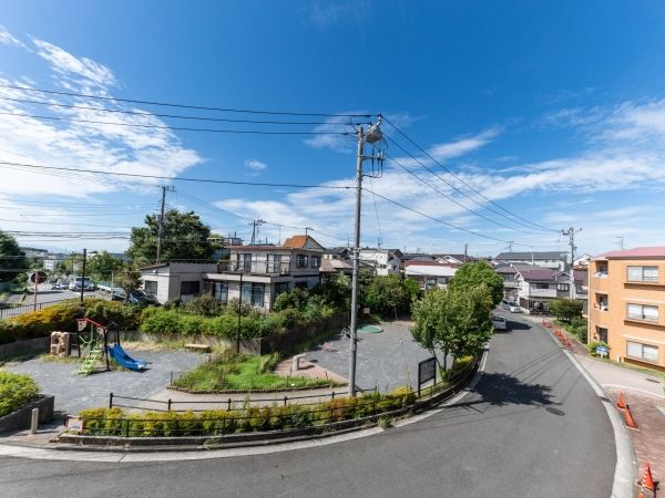 4LDK Apartment for Sale in Kohoku Ward, Yokohama - Thumbnail 2